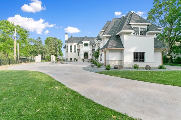 Cost of Concrete Driveway Installation in Eagle