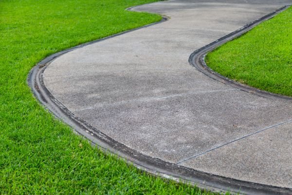 Cost of Concrete Sidewalk Construction in Eagle