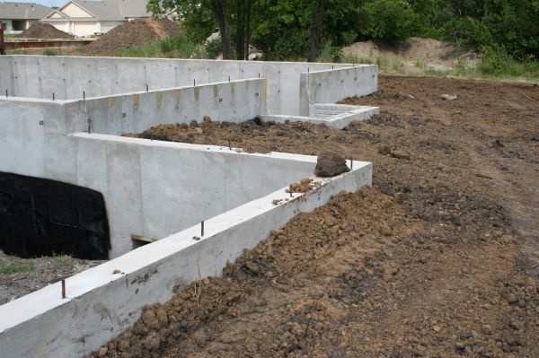 Cost of Foundation Wall Construction in Eagle