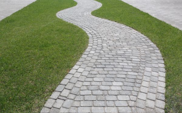 Cost of Walkway Paving in Eagle