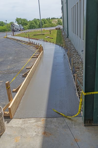 Cost of Concrete Sidewalk Paving in Eagle
